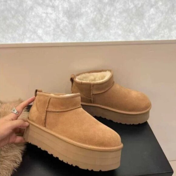 UGG Australia Classic Ultra Mini Platform Boots - Picture 7 of 7